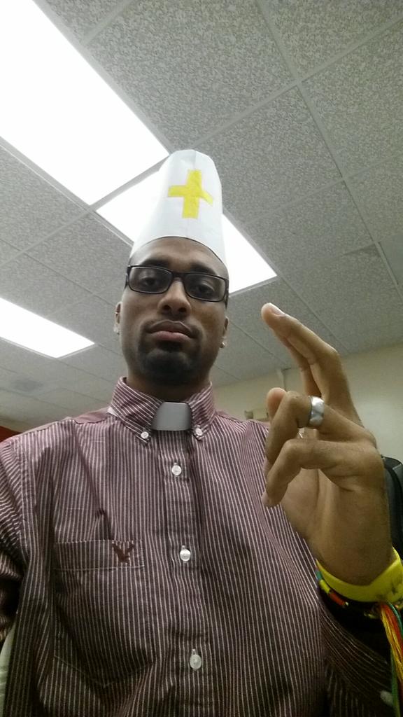 LJ_Batman's tweet image. Bendiciones para el TL #ElPapaNegro #DesdeElTrabajo #ViviendoAlLimite