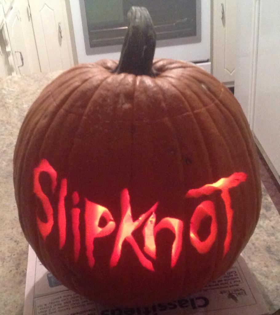 Jeremy Becker on X: jeremy-becker-on-x-slipknotstuff-slipknot-fans-metalinjection-metalsucks-i-carved-a-slipknot-pumpkin-slipknot-halloween-http-t-co-w16fd6s29m-x