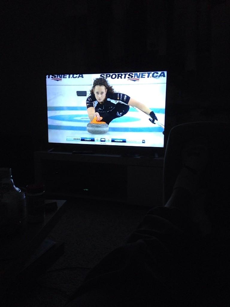 SeanWhyte6's tweet photo. Switching back and forth from the football game to curling. Let's go @TeamHoman. @JoanneMCourtney http://t.co/xxdGdmkgdL