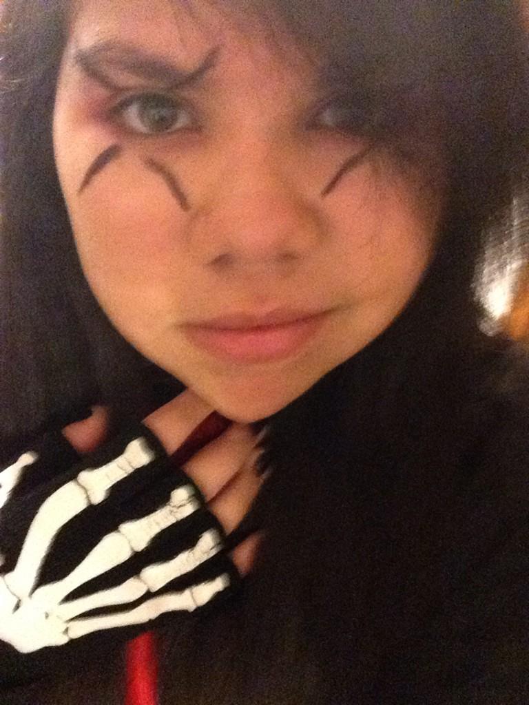 I am frank iero. Happy birthday Im so proud of this costume. Thank you frank for everything. I love you. 