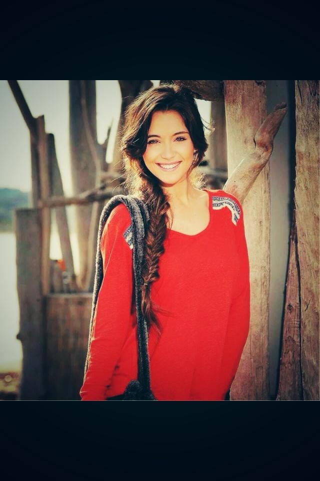 qamaroti's tweet photo. Putain Miss Côte d'Azur c'est une évidence qu'elle soit Miss France celle là !! 😍💍😱💎😋✨🇫🇷 http://t.co/oQTAaKBwcZ