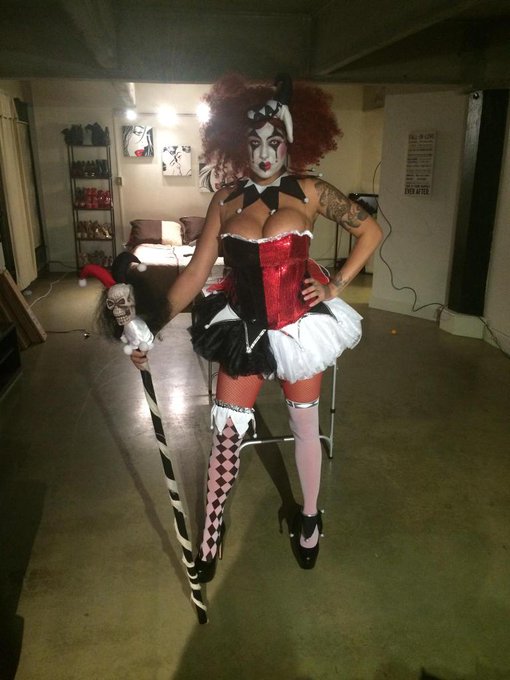 Happy Halloween http://t.co/f8fyLuGqr2<a href="/tag/speakout"class="tags"><span>#speakout</span></a><a href="/tag/mobilizers"class="tags"><span>#mobilizers</span></a><a href="/tag/condomsinporn"class="tags"><span>#condomsinporn</span></a><a href="/tag/hivacti"class="tags"><span>#hivacti</span></a>