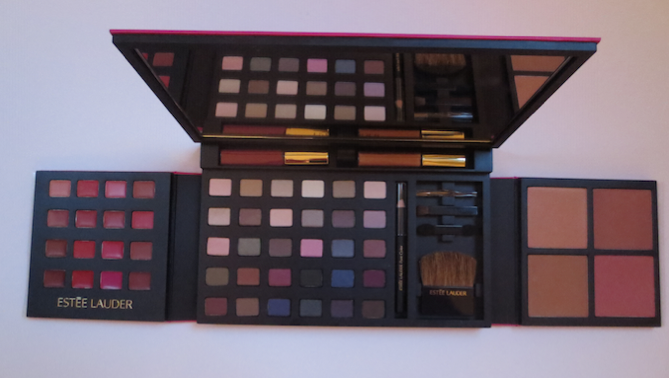 davelackie's tweet photo. We draw for this Estee Lauder Colour Portfolio PWP on Sunday! To enter, follow @davelackie &amp; RT http://t.co/UUXdHkORw4