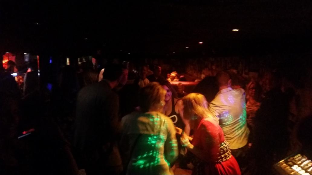 Another busy night over at <a href="/LennonsBar/">Lennon's Bar</a> tonight. An hour lrft if you're out and about!