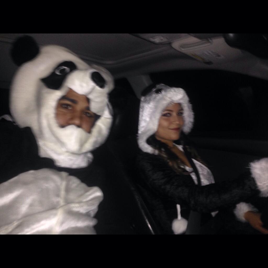 AnalPlay's tweet photo. New York bound bumping @DJBonics #TURNUPAT10 panda steezzzzz 🐼 @wired965philly http://t.co/tbHqSTUrHM