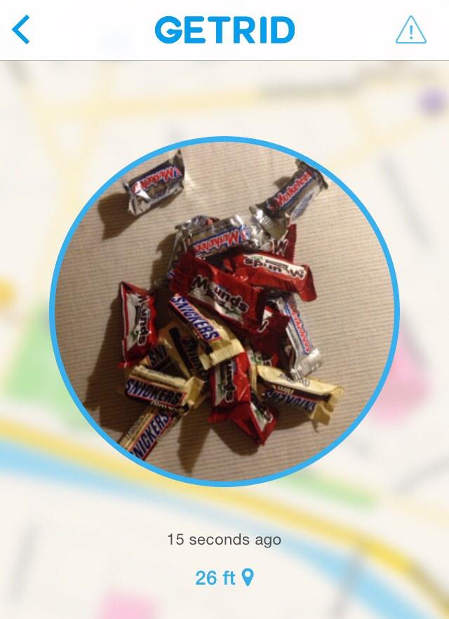 GetridApp's tweet image. Giveeeeaway! Happy Halloween! #trickortreat #getrid #halloween #candy appstore.com/getrid