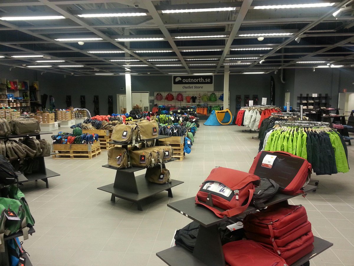 Outnorth_com's tweet image. Idag premiäröppnar vår Outnorth.se Outlet Store på Smedjegatan 2 i Växjö (vid Lidl), välkommen in kl 10.00!