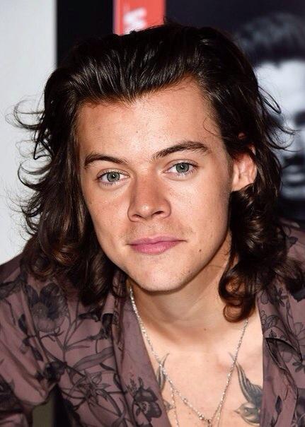 Best Harry Pics on Twitter: "#EMABiggestFans1D http://t.co/gqxpbdwyeI"