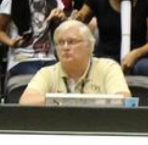 SKTailgate's tweet photo. @UCF_Volleyball @UCFKnights @American_VBall UCF sports staffer is not impressed? http://t.co/ah9y0fn3DL