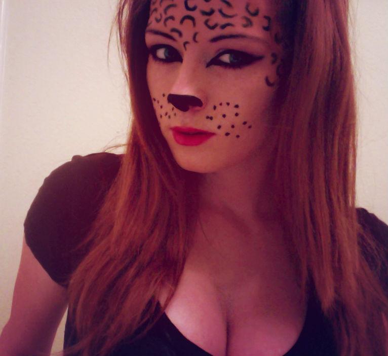 MissKathyMODEL's tweet photo. Happy Halloween <3 http://t.co/t5qPZLiNYo