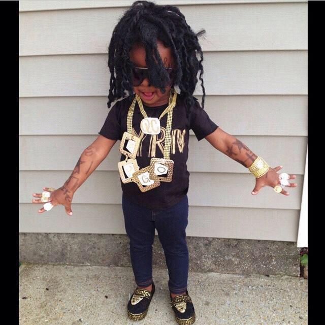IsaiahTKO's tweet image. This kids Migos costume is 🔥🔥