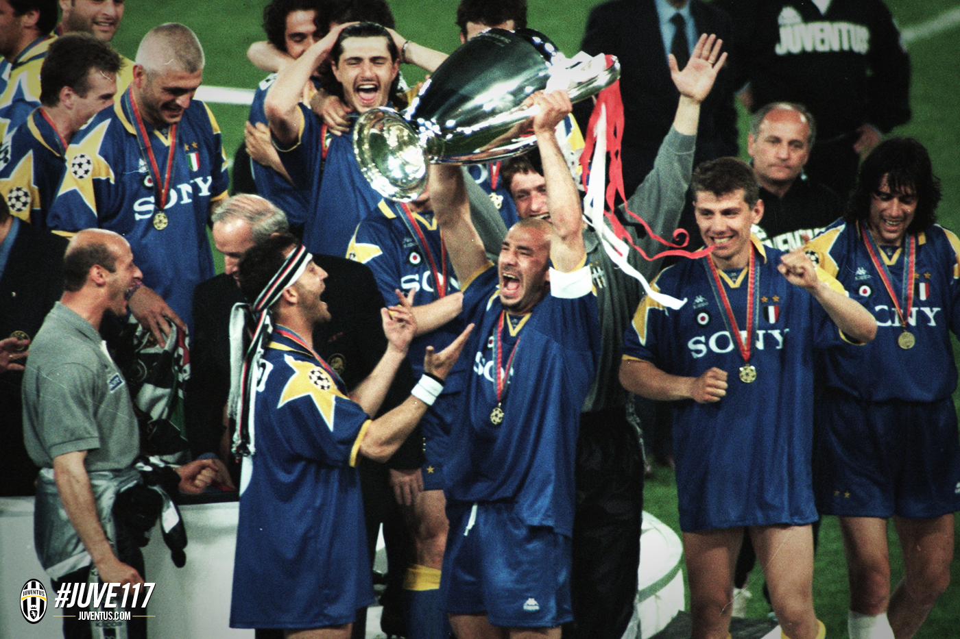 финал 1996. ювентус кубок чемпионов 1996. ювентус аякс финал лиги чемпионов 1996. виалли джанлука ювентус 1996. финал 1996.