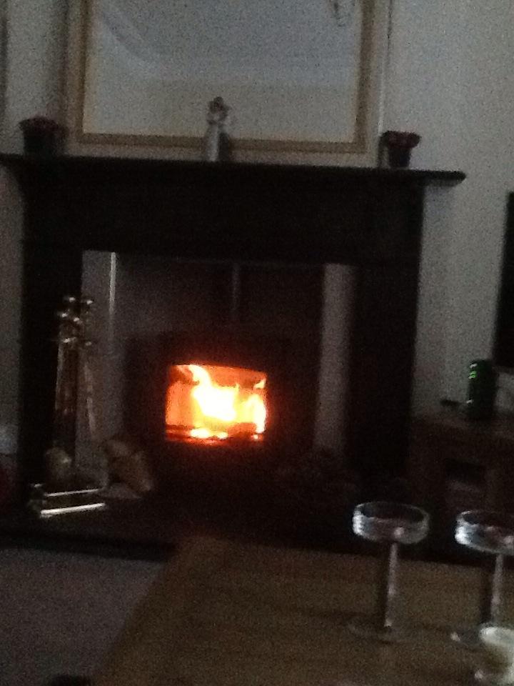 phil3latics's tweet photo. @barrow_craig @suzannah553 burn baby burn !!!!!! http://t.co/Ujds5qkicL