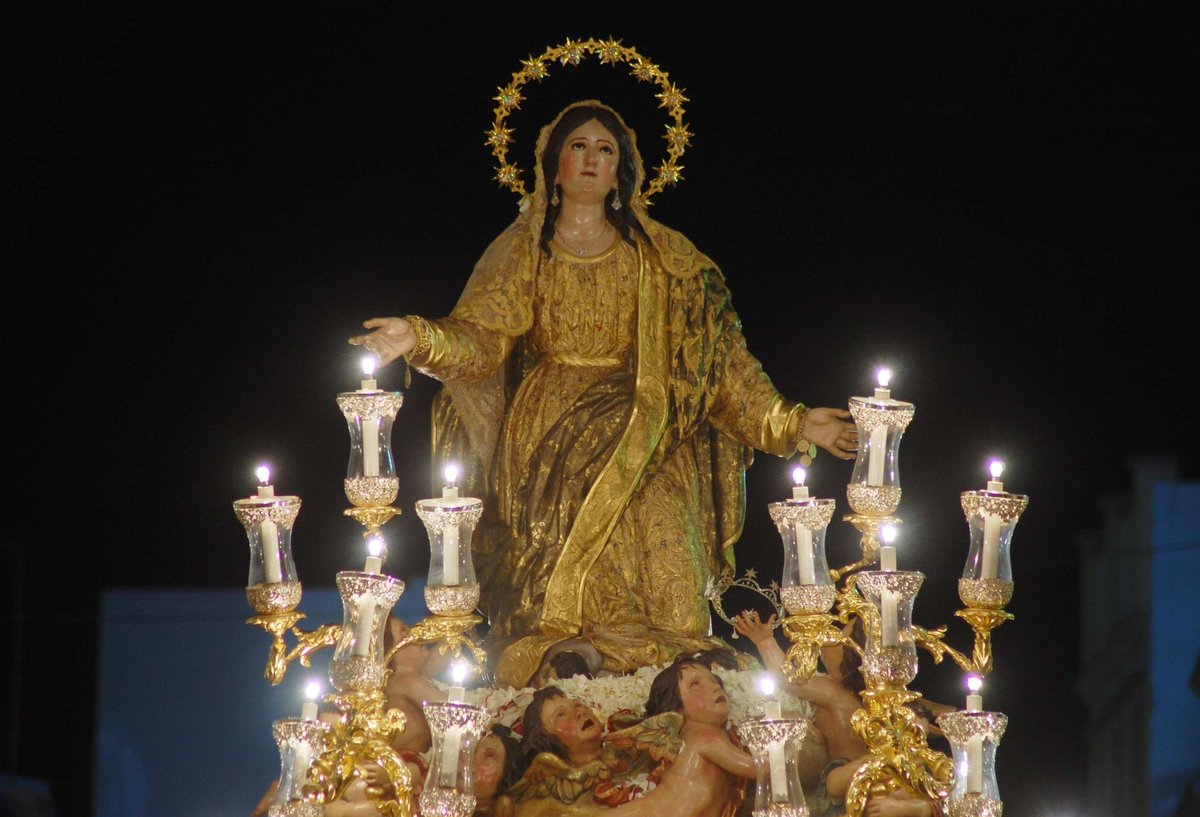 A la finalización del Besamanos nuestro Hermano Mayor informará sobre el proceso de la restauración Nuestra Titular.