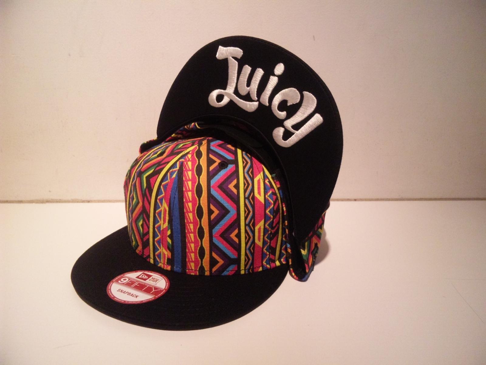 ｏｎｓｐｏｔｚ 横浜ビブレ店 ニューエラ からスナップバックキャップをご紹介します こちらはオンスポッツ限定アイテムになります ツバ裏にはjuicyと刺繍されていて 某有名ラッパーを彷彿とさせます Http T Co 8mhfgzjg5f Http T Co Tmhmmfz9ku