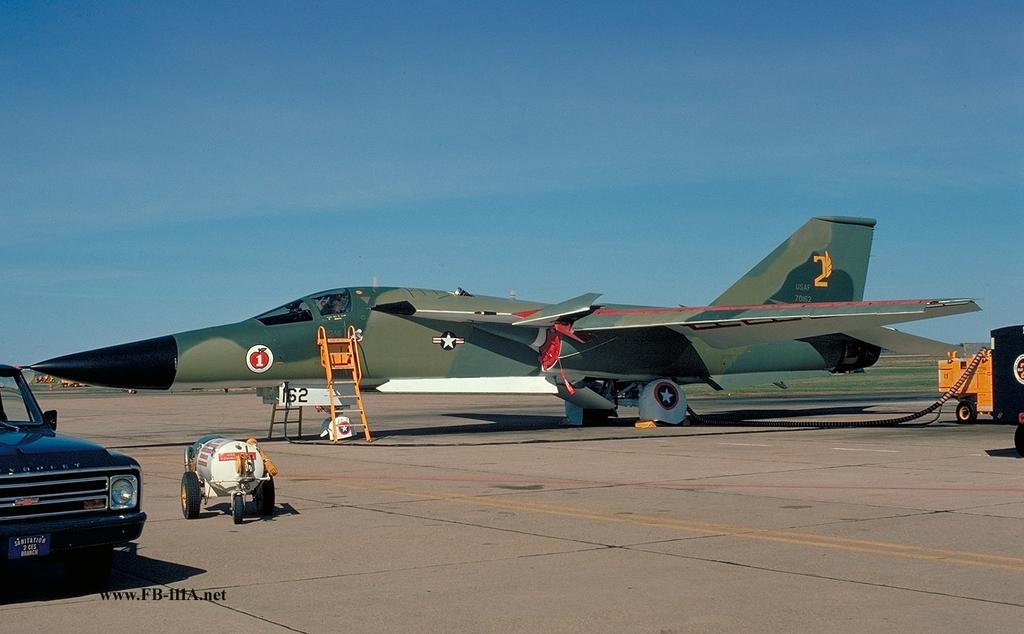 KifaTwentyfour's tweet photo. #SACSaturday = This montage is a tribute to the crews of Strategic Air Command that flew those Cold War missions. http://t.co/v7nIFVFMrt