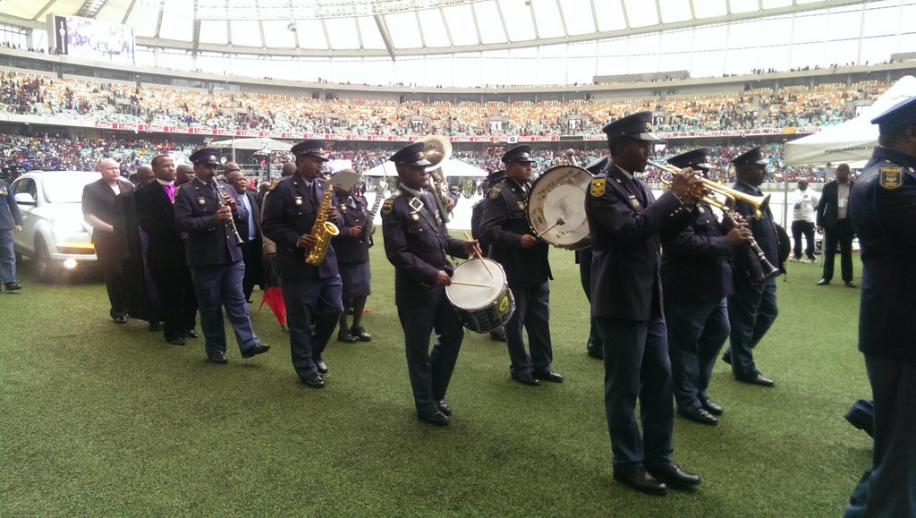 orlandopirates's tweet photo. Hamba kahle Senzo, hamba kahle Nzori, hamba kahle Qhawe le Sizwe. Siyabonga Bhakaniya, siyabonga. #MeyiwaFuneral http://t.co/KBAlU4qOPJ