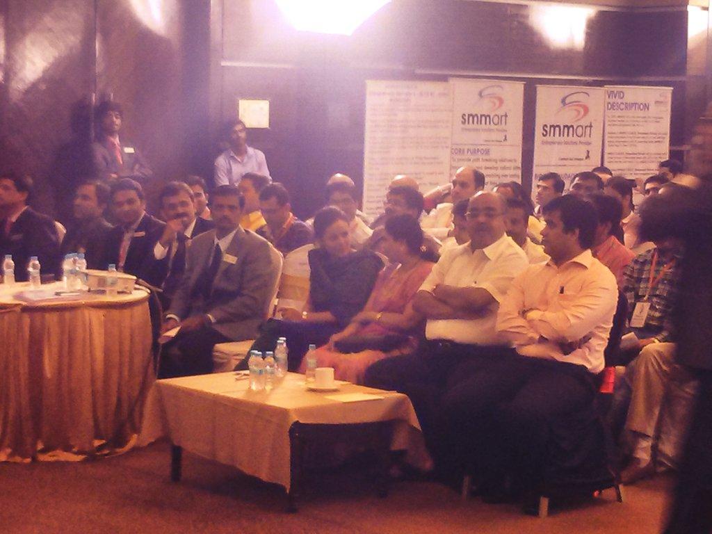 join2manish's tweet image. Mr. &amp;amp; Mrs. Kamath of @Naturalicecream with @SindhuSmmart MD @smmartParivaar, CEO @yatinsamant in #KnowledgeKnights