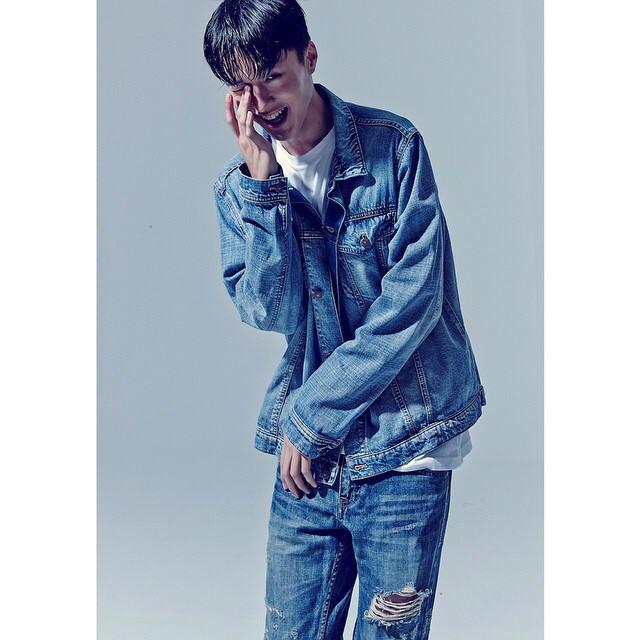 jangkiyong_bt's tweet image. 😁