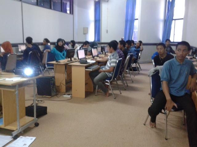 Proses IT club . "materi  : program "
