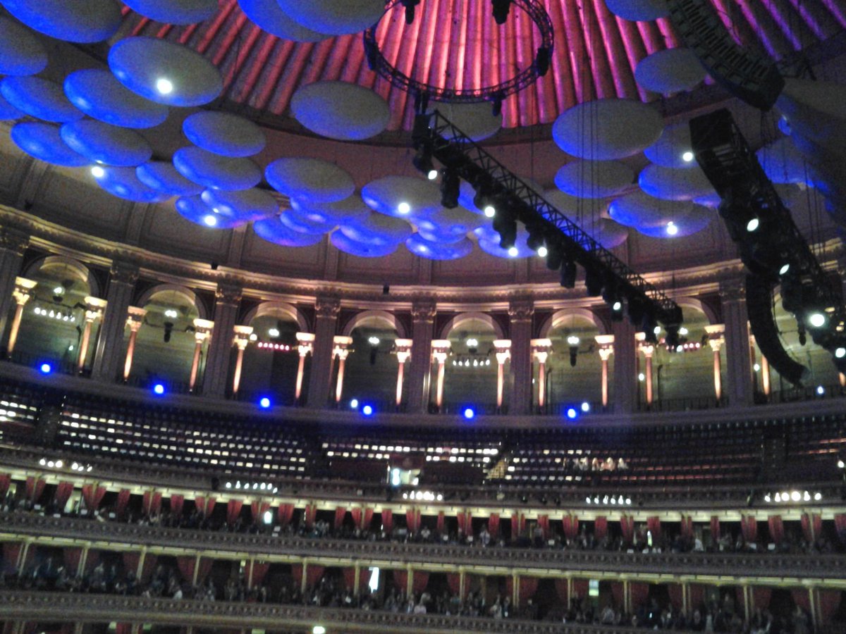 chenyangmasha's tweet photo. Goodbye Imperial :) http://t.co/yubj8JOhni