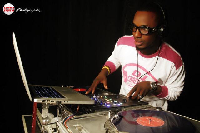 djchrisland's tweet photo. Happy new month VDJ CHRISLAND http://t.co/ShWmTR0CTh