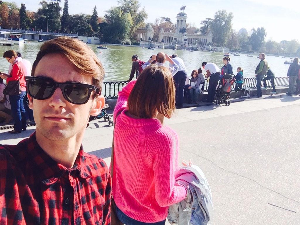 David_Ferrer's tweet photo. Aquí de wawis... @isabelgc_94 http://t.co/ytQr62Vp04