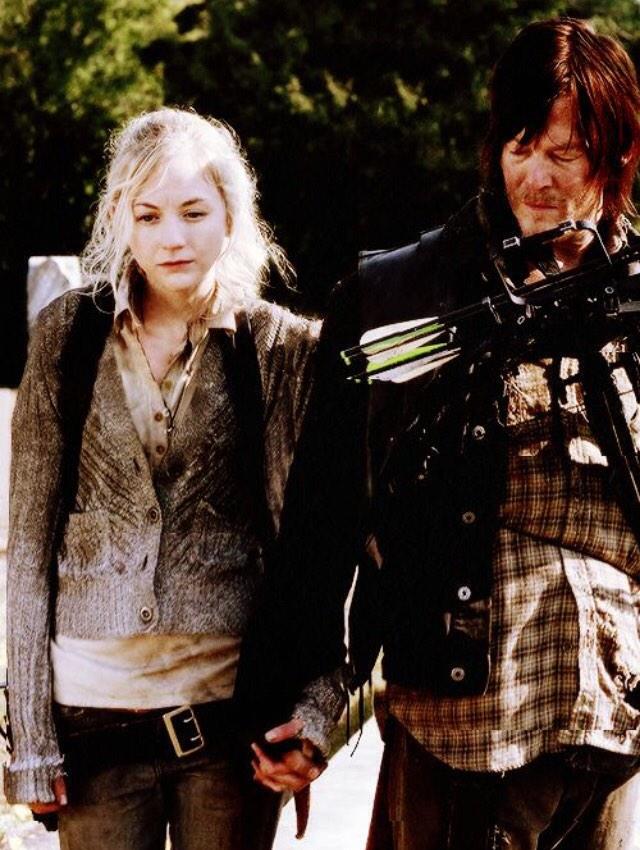 otperfection's tweet image. Beth and Daryl