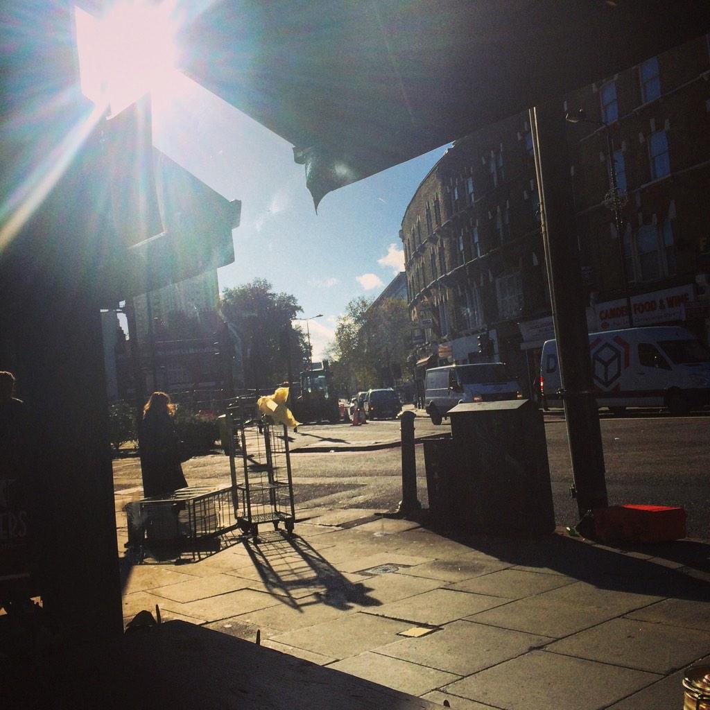 heatherations's tweet photo. Sunshine in November. #hownovel #londonyoubabe http://t.co/WBZVm2bYF0