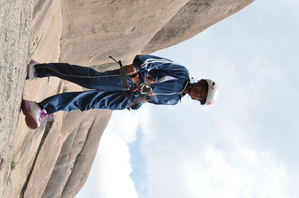 Turn your wounds into wisdom..
#Mountaineering #Trekking #Everest