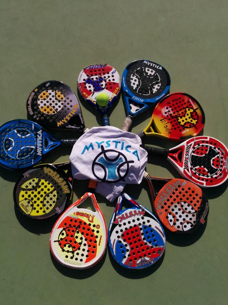 Padelcristalia's tweet photo. Un poquito de historia de @mysticapadel @gpascualP3  @M3_sports http://t.co/pVSKs3v8iO