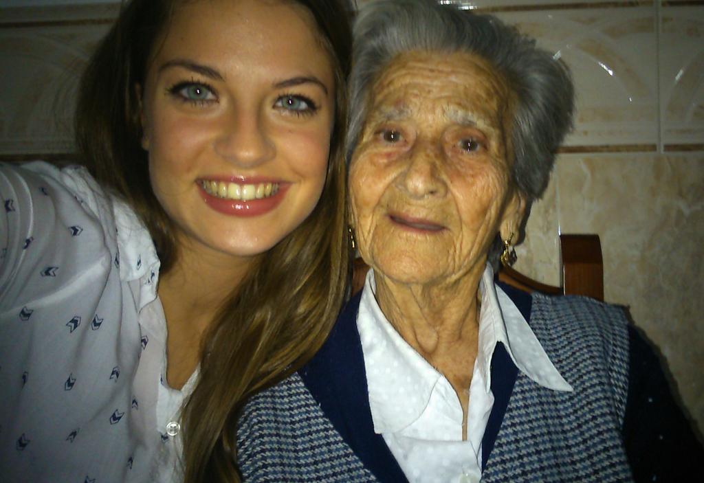 espe_14's tweet photo. Sin ninguna duda,  la mejor ❤ ❤ http://t.co/rEW6RsXSTQ