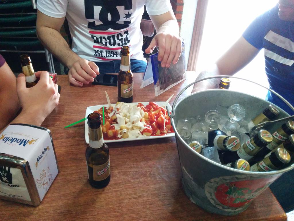 Nachetosss's tweet photo. Calentamiento PreCODE100. http://t.co/GUmn4GIw0i