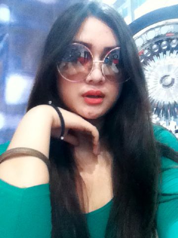 Tania Zaeylani (@tania_hanjani) on Twitter photo 