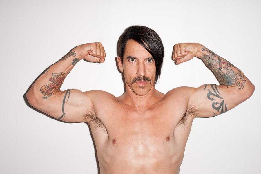 To wish vocalist Anthony Kiedis a happy 52nd birthday today! 