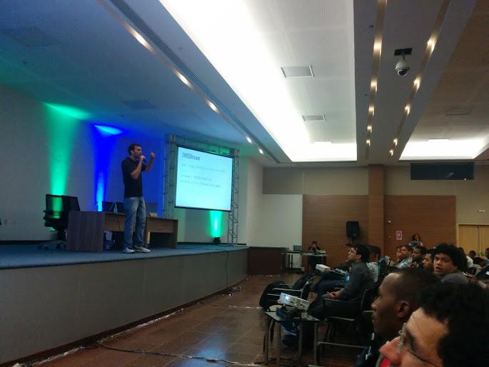 GDGSalvador's tweet image. E o pessoal pirando na apresentação do Tupy! #gdgtechtalk #gdgssa