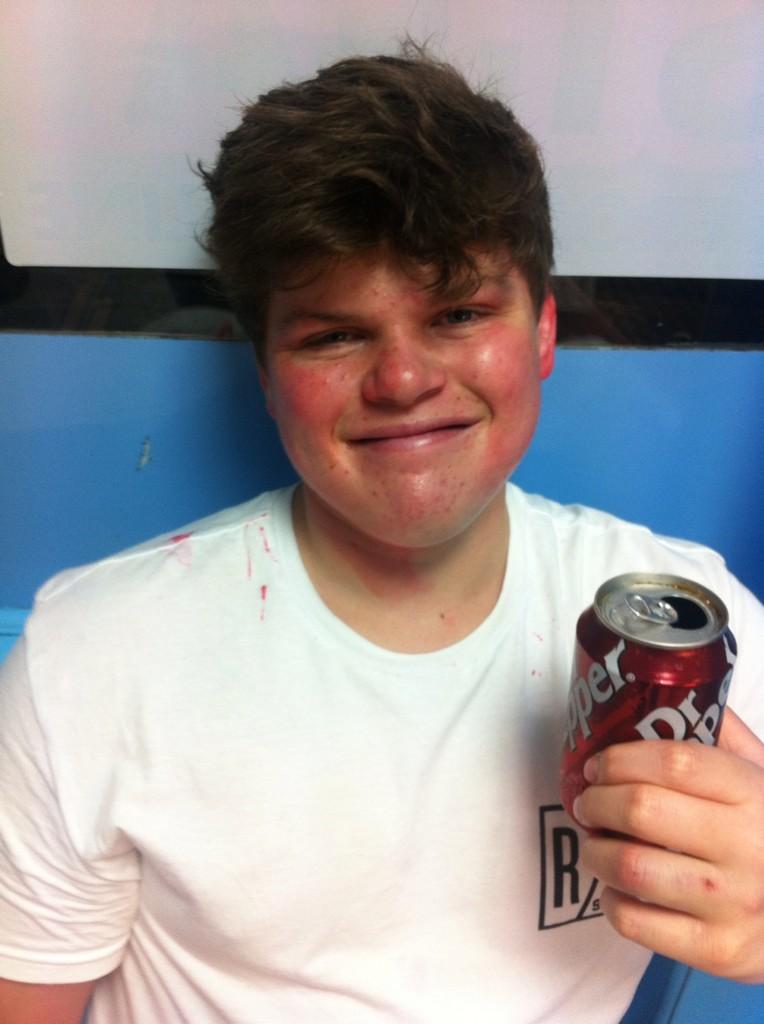 Daf_stonelake97's tweet image. Ebola. #stuckup