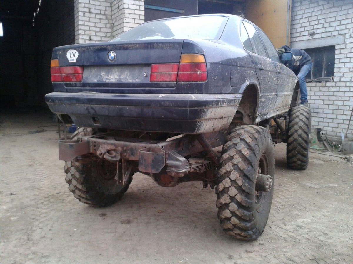 kristers99's tweet photo. Jaunais bmw x66 http://t.co/vJn80Mjkwg