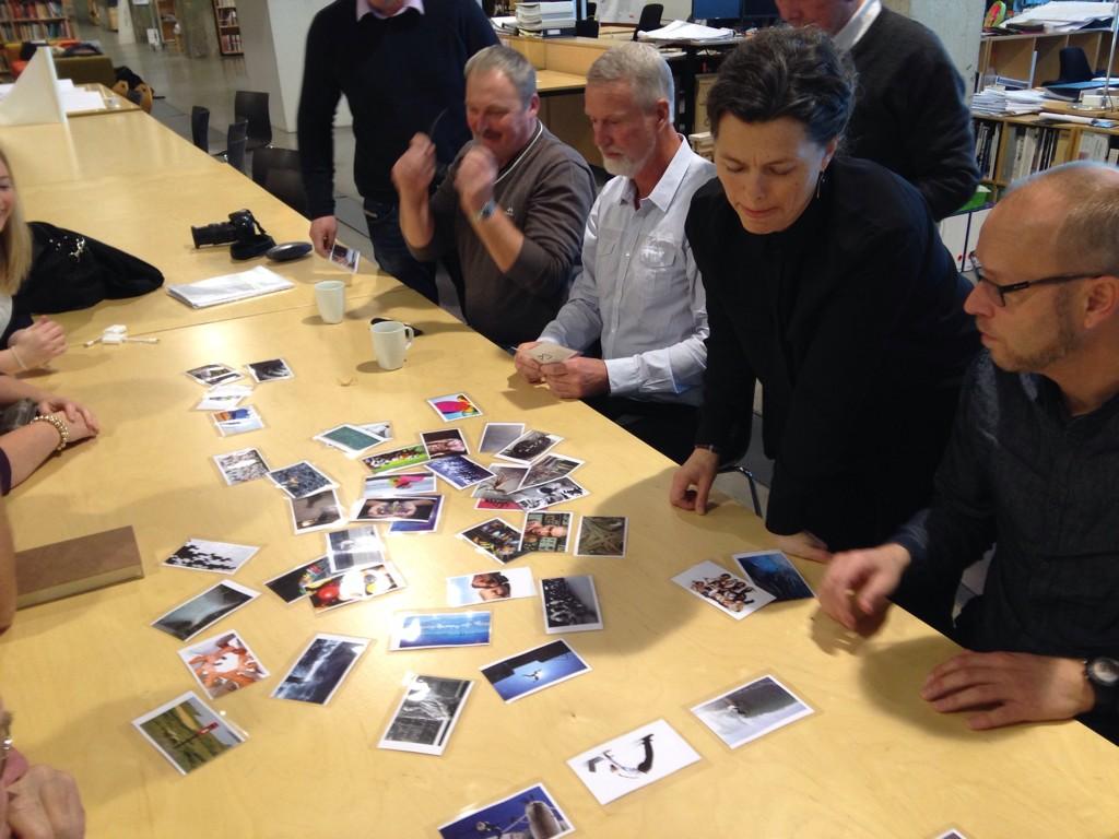 alfwaage's tweet photo. Workshop med @snohetta i dag. Engeslandstunet, #framtidensbygder og Snøhetta funker bra sammen! http://t.co/lF7yTtUFjr