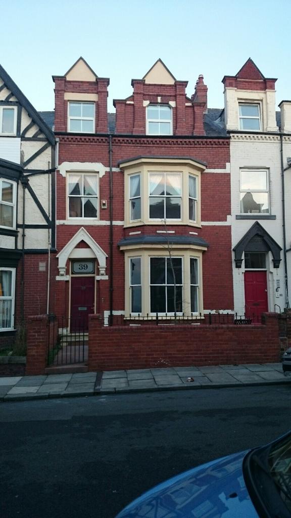 RestorePointing's tweet image. After cleaning up the brickwork we repointed using a black mortar.