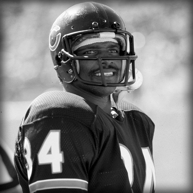 ChicagoBears's tweet photo. Today, the #Bears fondly remember Sweetness. 7/25/53 – 11/1/99 http://t.co/ejG7Qpoyum http://t.co/svQX4AxD71