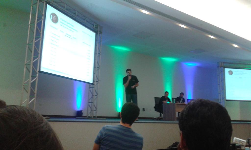JanePloc's tweet image. @GDGSSA na palestra do #GDGSSA Muito bom!!