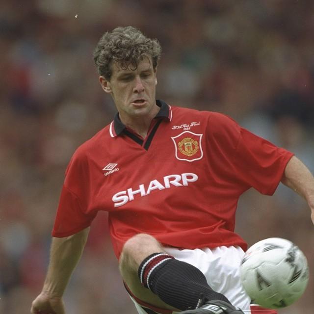 Mark Hughes turns 51 today. Hughes made 467 appearances for scoring 163 goals. Happy Birthday Sparky! 