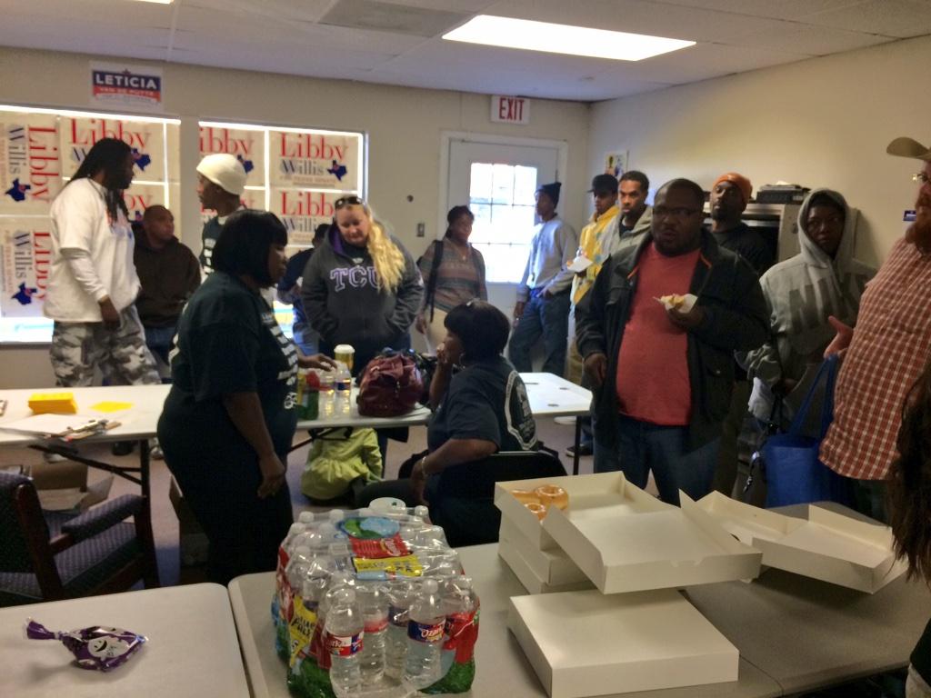 libbytexas's tweet photo. These aren't even all of our canvassers..... #comeandtakeitsd10 #teamlibby http://t.co/M4pKXyipTH