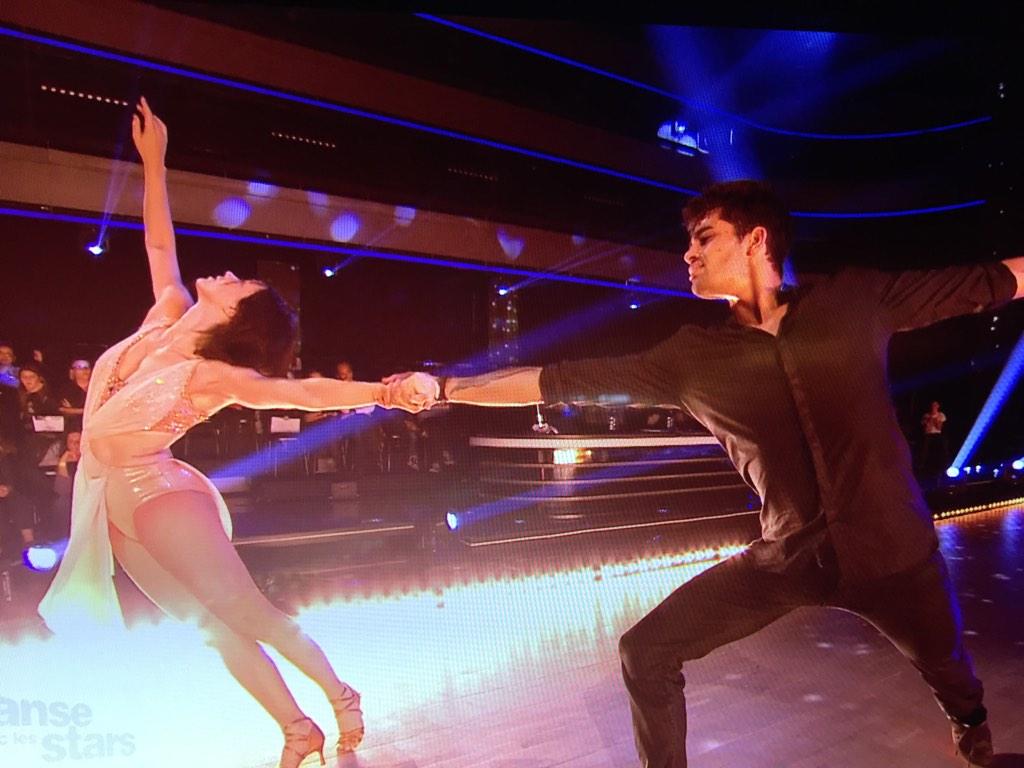 fdorieux's tweet photo. @DALS_TF1 @NPechalatOff @christophelicat @ceruttiofficiel @SandQuetierOff #rumba #dernières répétitions http://t.co/vggNQRVmqk