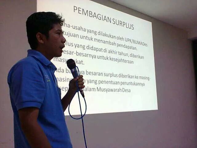 Pnjlasn konsep BUMADes di dpn Ass UPKJateng #Semarang @yossysuparyo <a href="/ibnutaufan/">ibnutaufan</a> @PNPM_Support <a href="/budimandjatmiko/">Budiman Sudjatmiko (IG: kelasinspirasibudiman)</a> @so3p