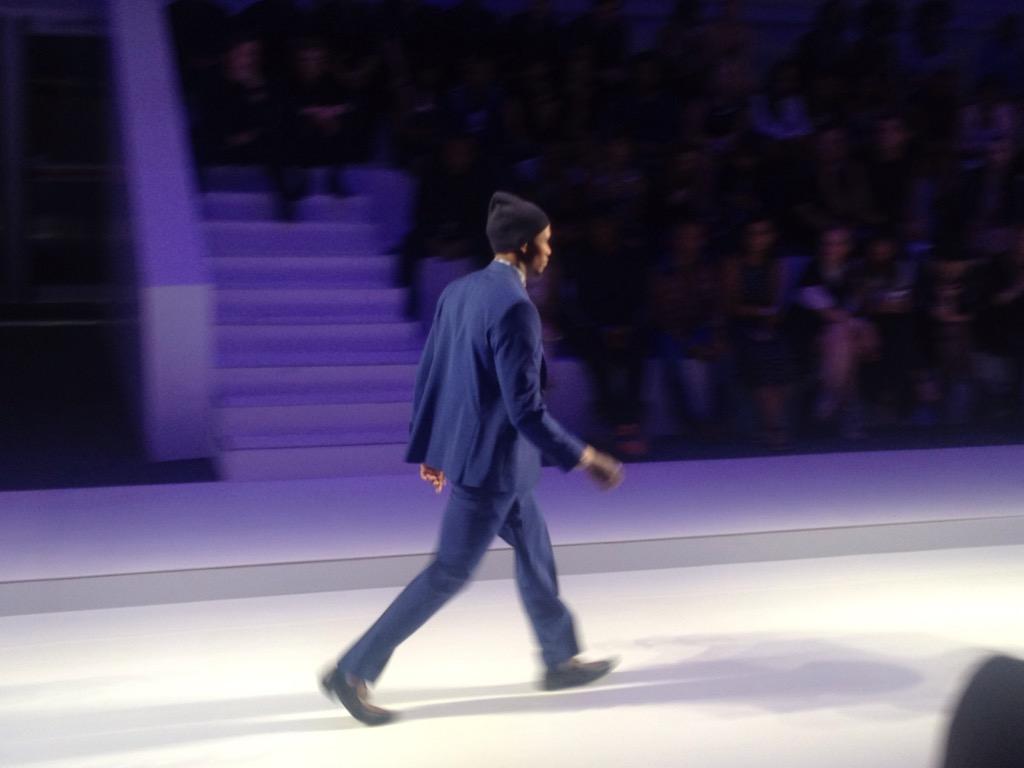 NWFashionista's tweet photo. Switching it up #CarducciMan @MB_FashionSA @CarducciSA @AFI_sa #MBFWAfrica #MBFWA2014 http://t.co/JbEpe17gsH