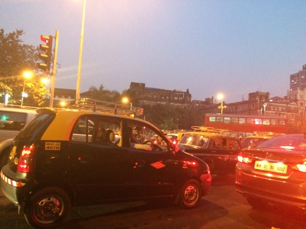 amarsorde's tweet photo. Bye bye #Mumbai,days spent here was really awesome...Ye Hai Mumbai Meri Jaan :) http://t.co/l6k92Rmso6