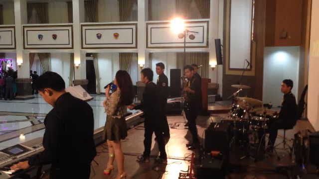 ezayoga's tweet photo. Feat @aster_indonesia and @UlfaWlndr @MaharaniPro_YK  @maharanideviana http://t.co/IBuJbQZW2p