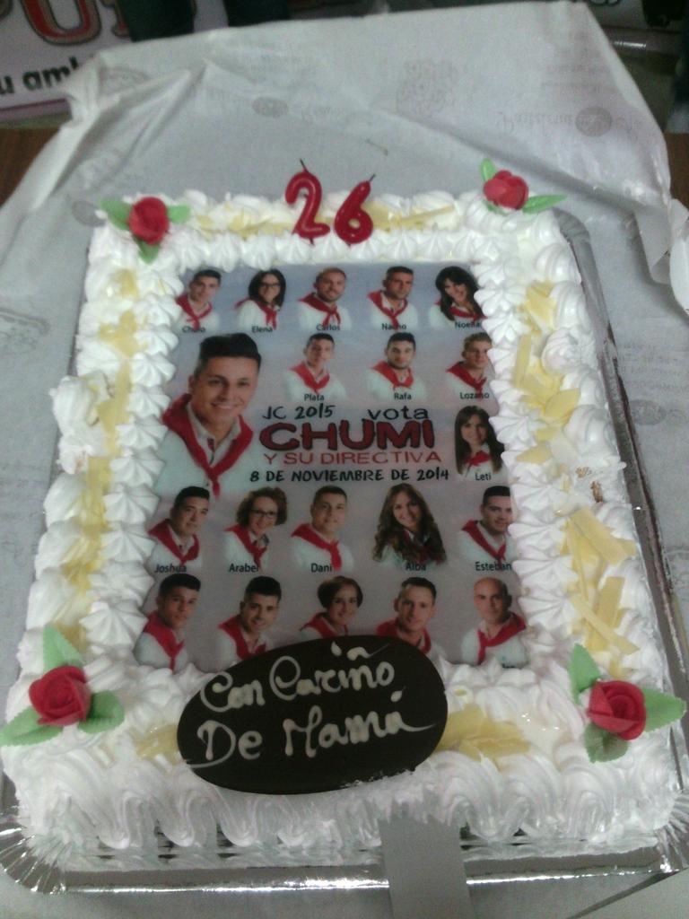 Viva ese pedazo de candidato de la juventud cauriense!!!!y la madre que lo pariooooo